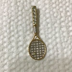Tennis bracket brooch for your favorite tennis player.